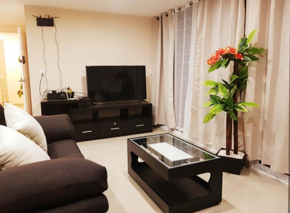 Departamento en Metepec cerca de Paseo Tollocan - Chambres d’hôtes Toluca