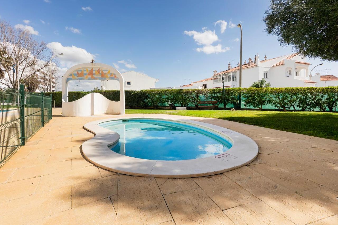 Central Sea view, with pool, AC and tennis court by Algarve Dream Holidays - Ferienwohnung Albufeira