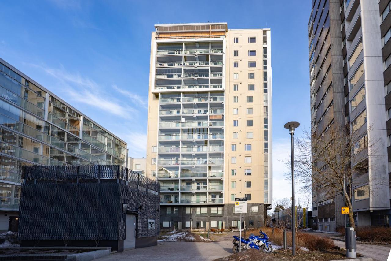 Next to metro and shopping center with great seaview - Bed and Breakfast Espoo