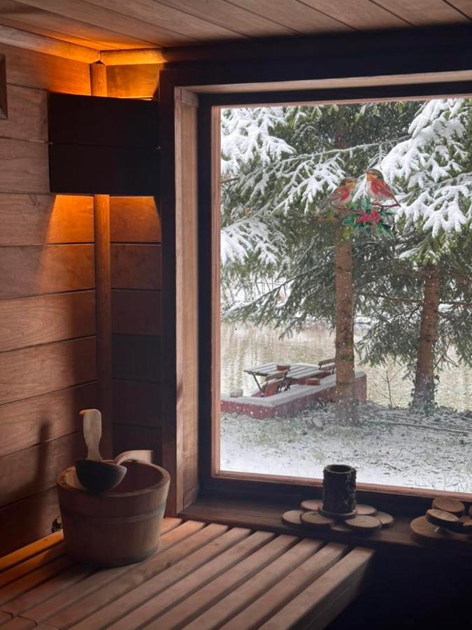 Hishka Ishka Love - B&B Iška