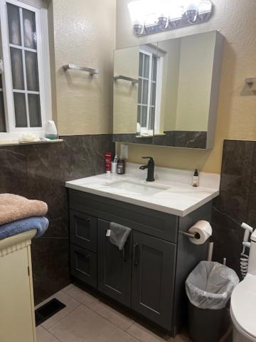 STR25-15 Home 3 Bedrooms 2 Bath - B&B Marina