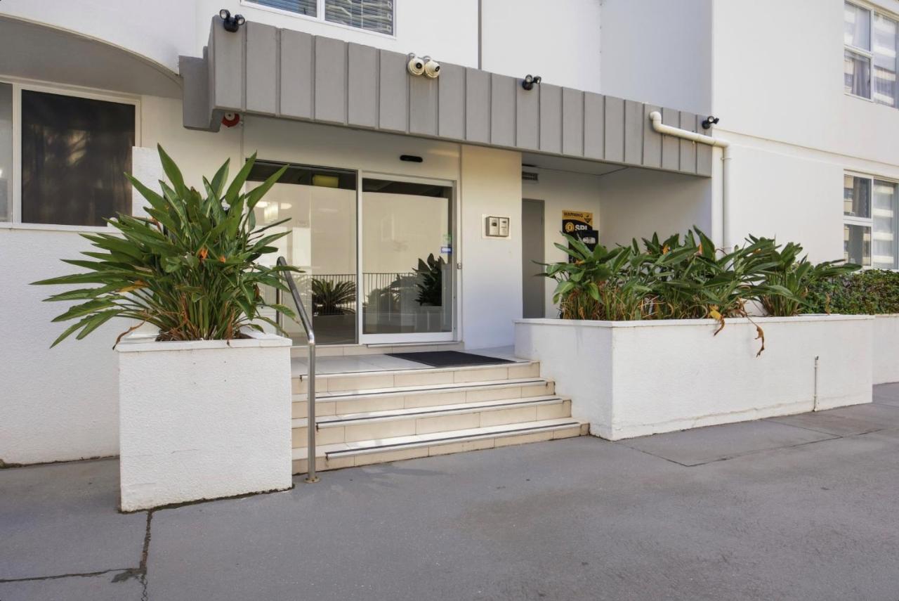 Beach Living - Ocean Views, Pool, Parking - Ferienwohnung Gold Coast