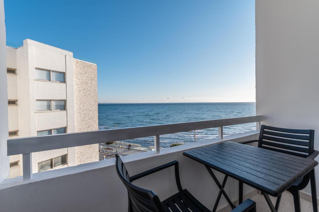 Flirty Flamingo Seaview Apartment - Chambres d'hôtes Larnaca