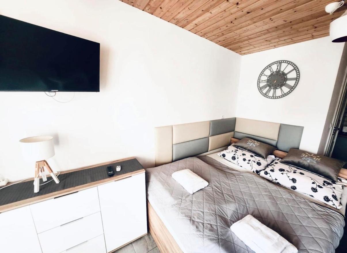 Pokoje u Ali - B&B Międzywodzie