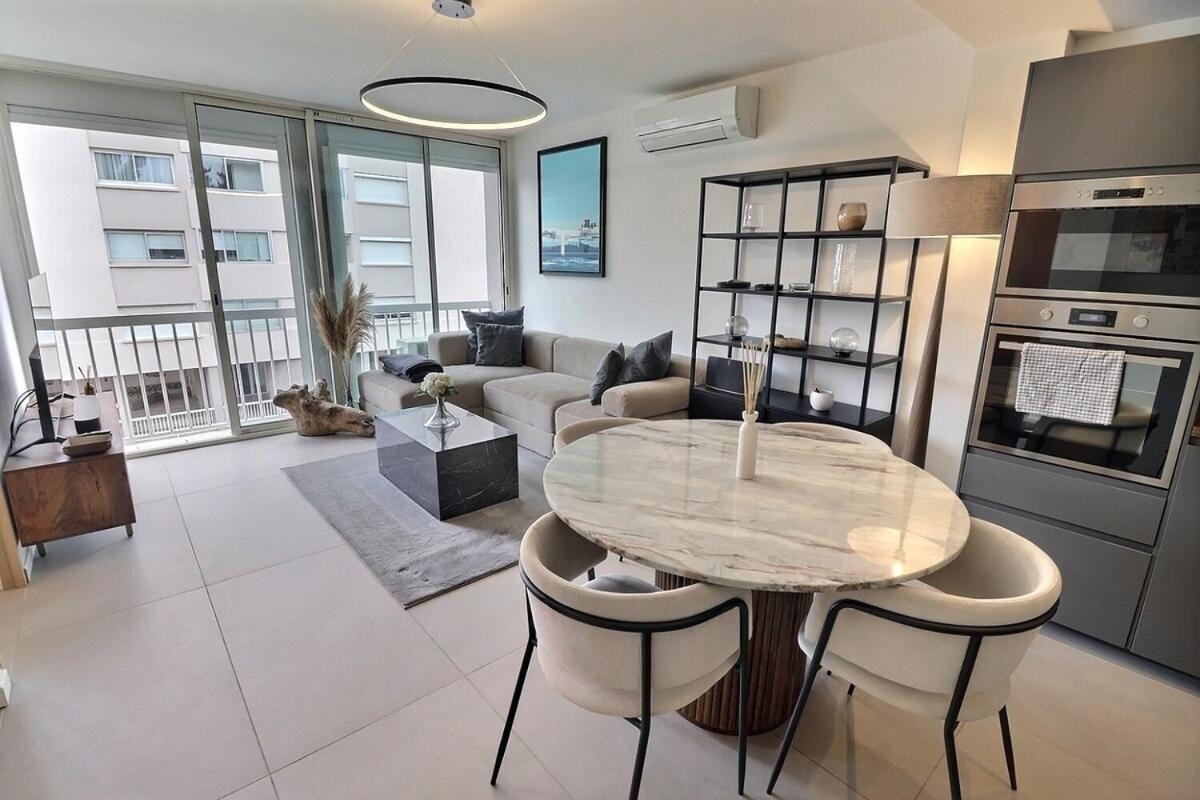 Appartement deux chambres proche port et plages - B&B La Ciotat