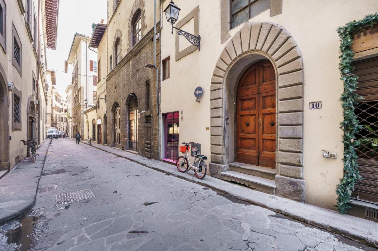 Holiday AD Borgo Santi Apostoli, Florence - B&B Firenze