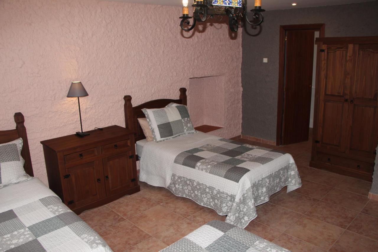 Chambre Triple avec Salle de Bains Privative