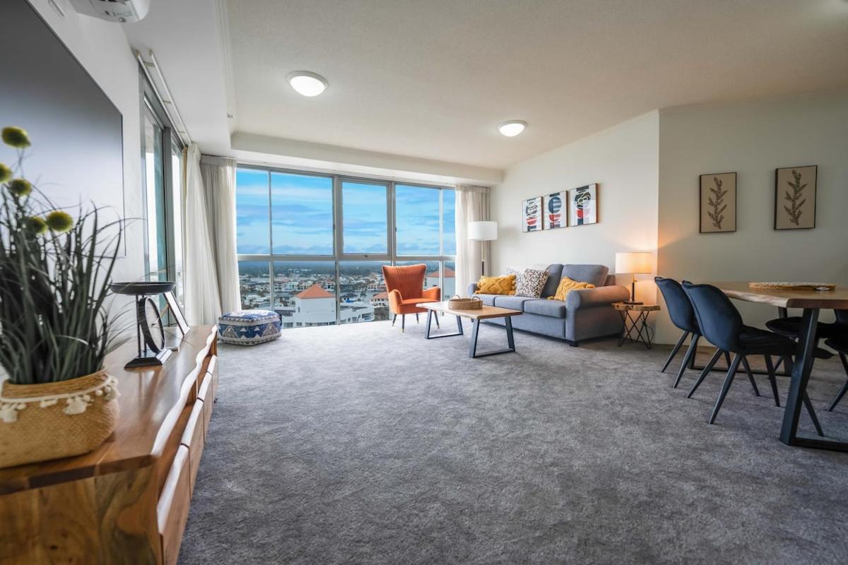 Spacious Apt with River Views - Amazing Facilities! - Ferienwohnung Gold Coast