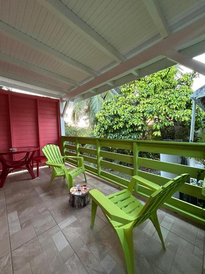 Résidence rose Cannelle - Bed and Breakfast Grand-Bourg