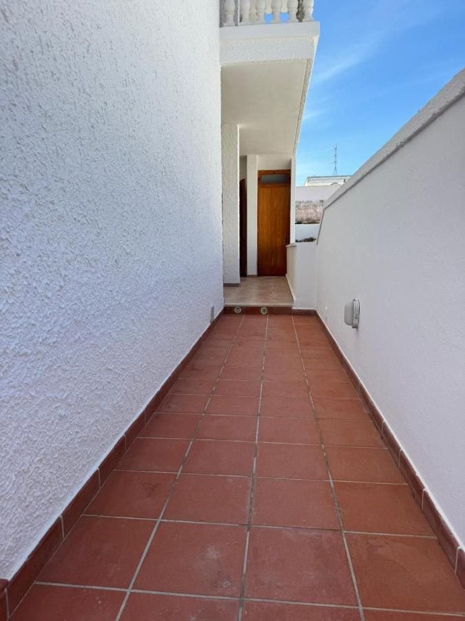 Villetta via lenin con giardino a torre dell'orso - Ferienwohnung Torre dell'Orso