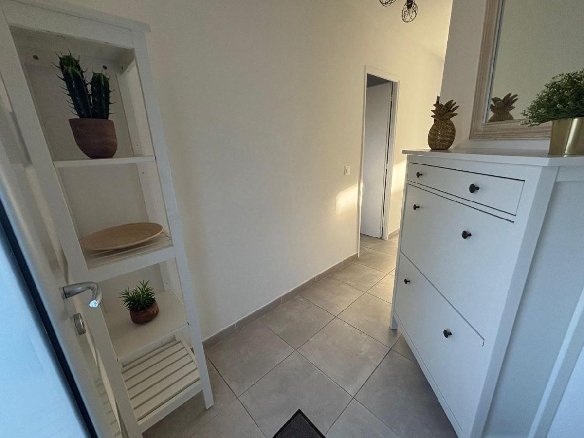 Charmante Maisonnette T3 avec Jardin Privé - Bed and Breakfast La Motte-d'Aigues