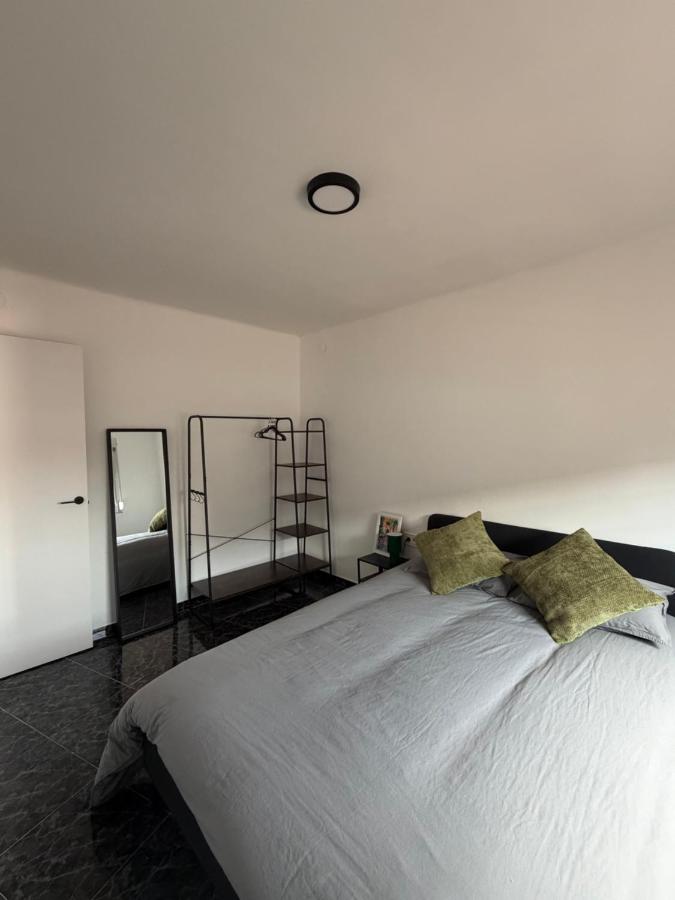 Smart Rentals - Bed and Breakfast L'Hospitalet de Llobregat