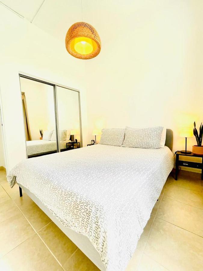 A1-Cozy 1 Bed-Fast WiFi Walk to Markets Eateries - B&B San Juan