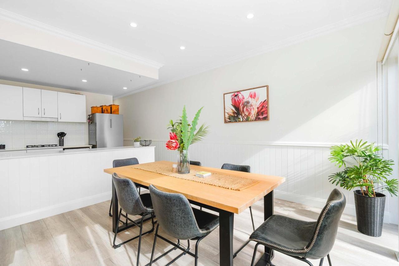 Travers Townhouse - Close to CBD, Gated Community - B&B Wog Wog
