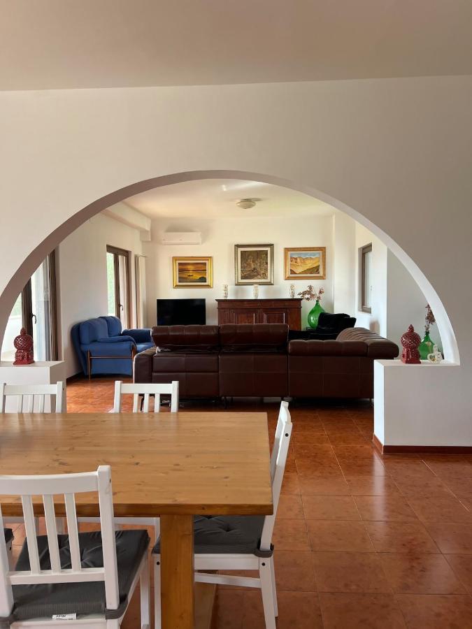 Villa Petronilla - B&B Piano di Santa Laura