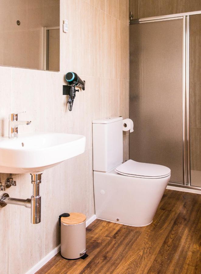 Chambre Lits Jumeaux avec Salle de Bains Privative