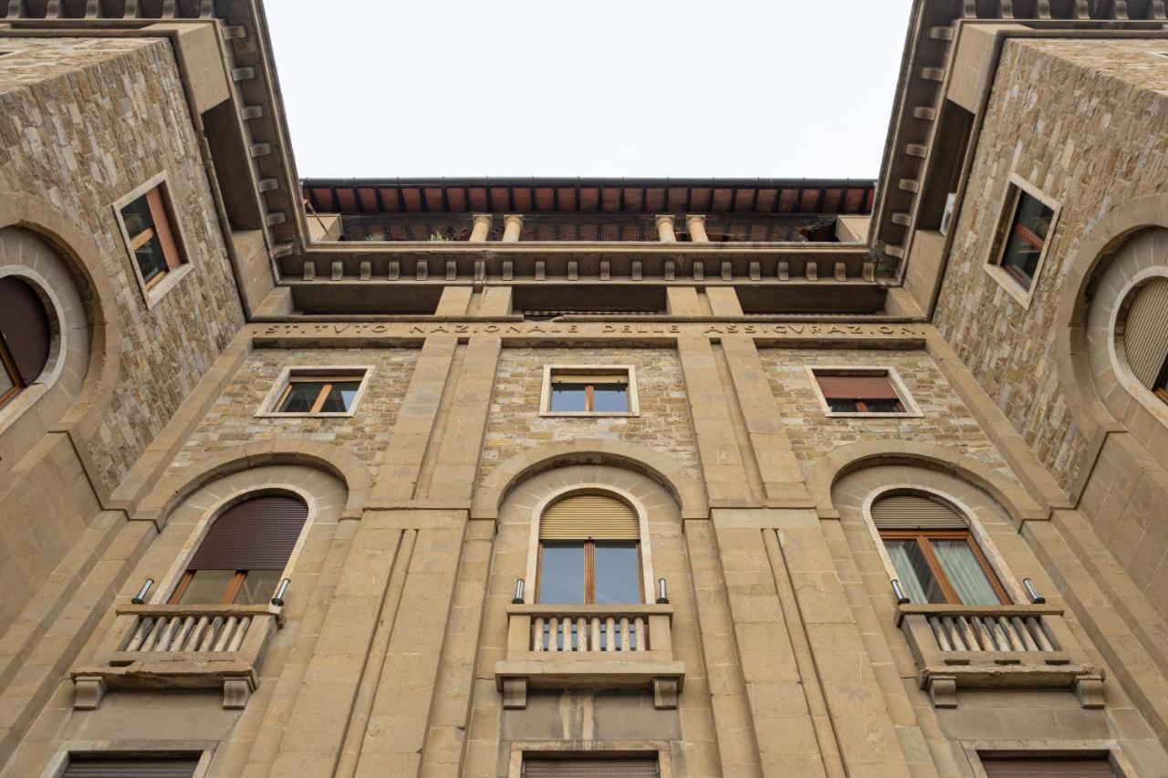 Santa Maria Novella Terraced Apartment - Chambres d’hôtes Florence