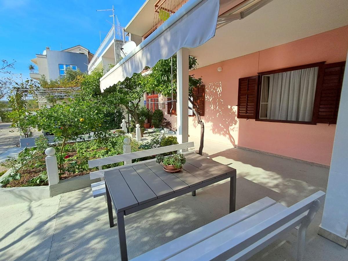 Olive Apartment and Rooms - B&B Tučepi