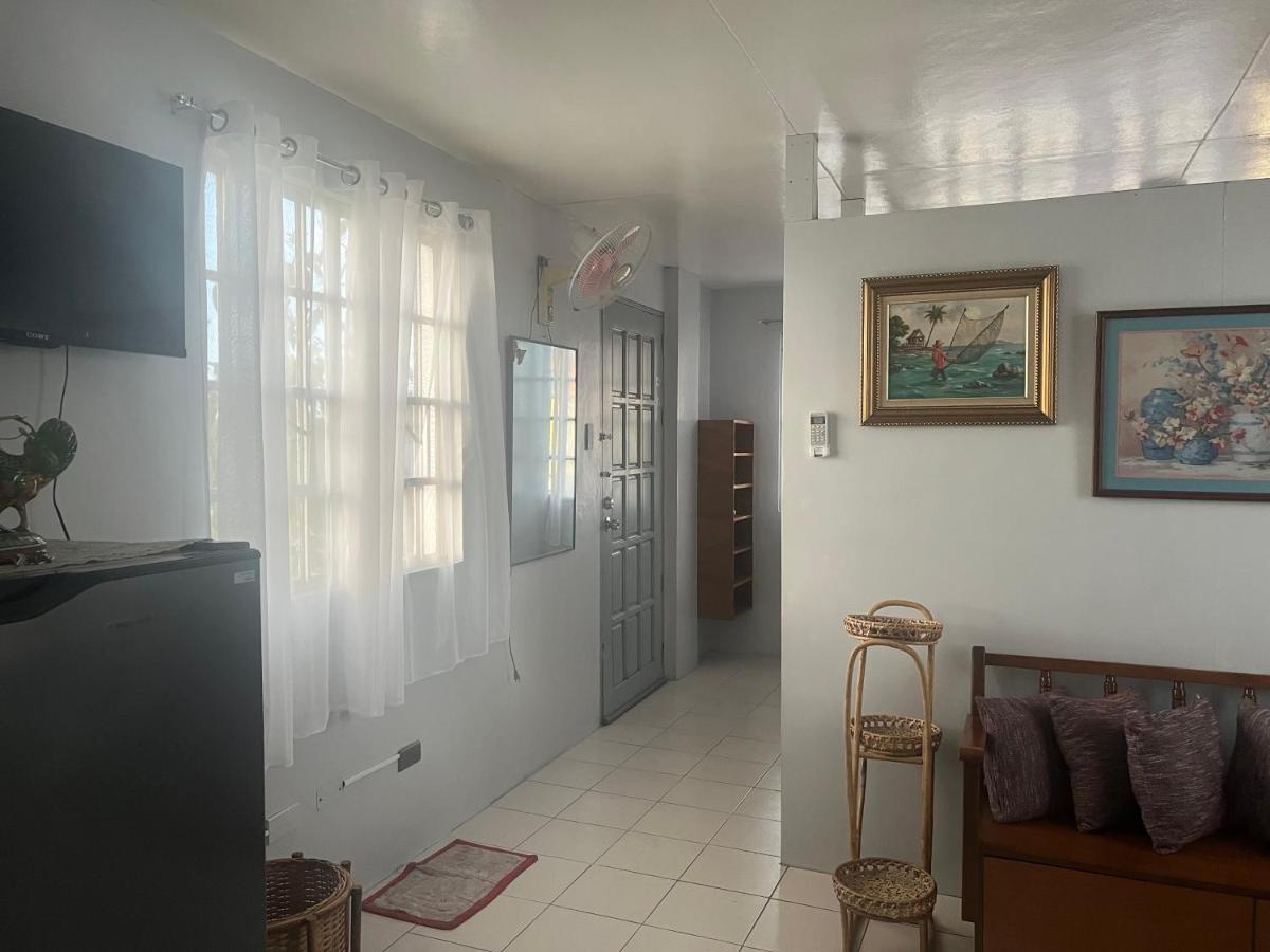 Home Away From Home - B&B Manila