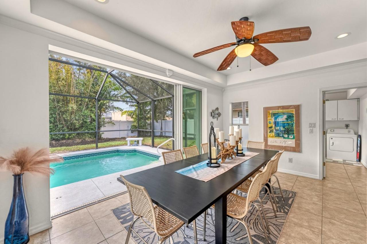 The Siesta Shortcut | Spacious Pool Home Minutes to Siesta Key Beach - B&B Sarasota