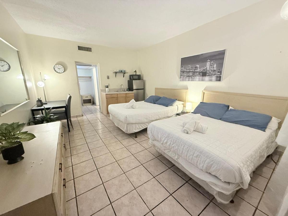 Peaceful Miami Studio Spot 2335