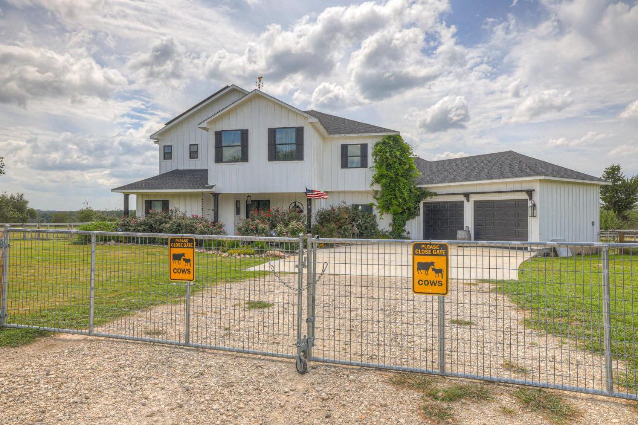 The Heavy Pour - Bed and Breakfast Hilltop