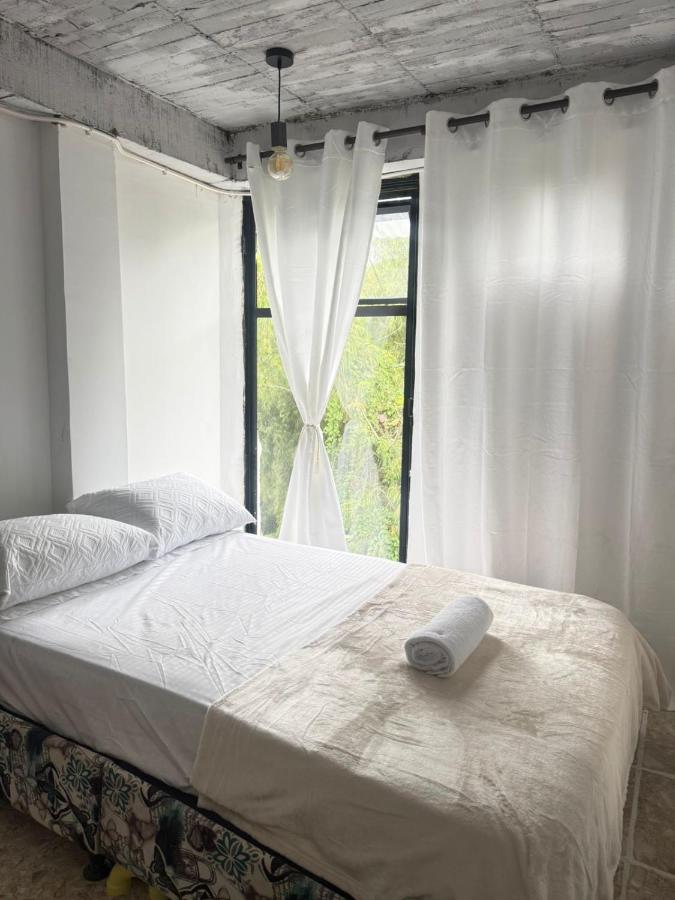 Complejo Turistico Apartaestudios 203 Armenia Quindio - B&B Armenia