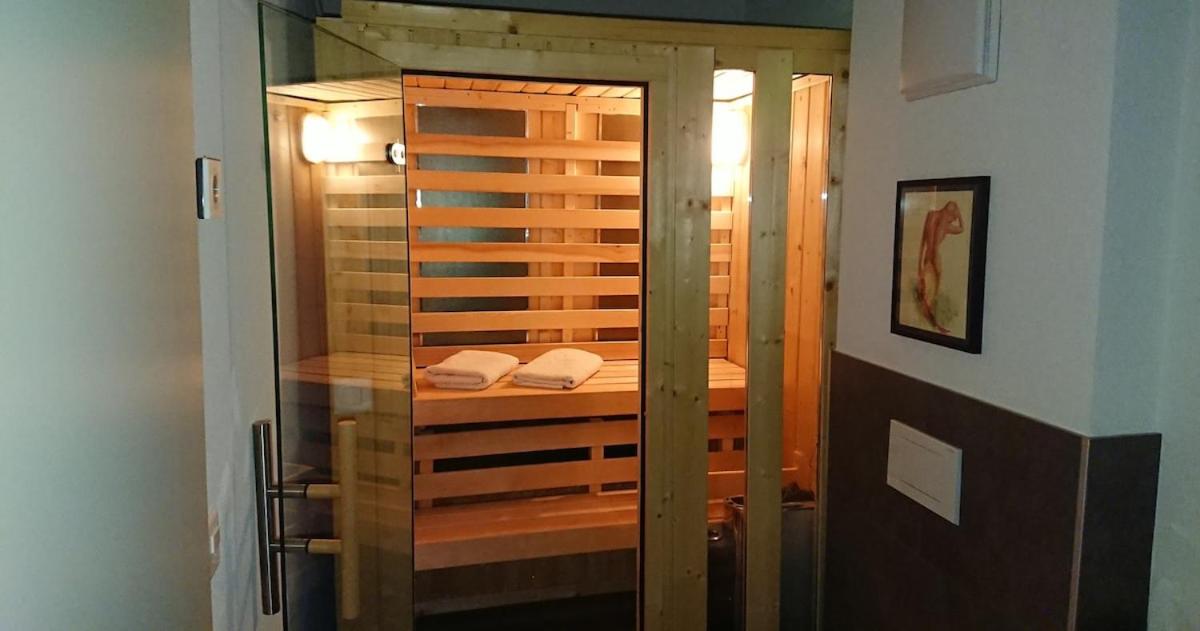 Stylish coziness in the cross-country skiing paradise of Goms! - B&B Münster
