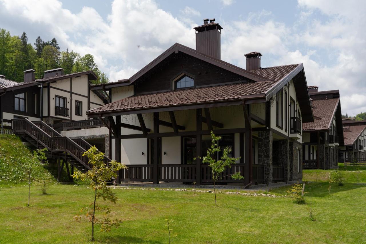 Die SONNE - B&B Bukovel