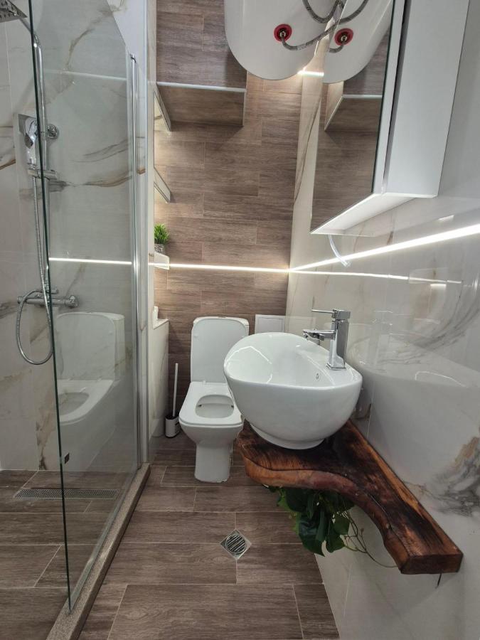 Апартамент Top Central - Bed and Breakfast Yambol