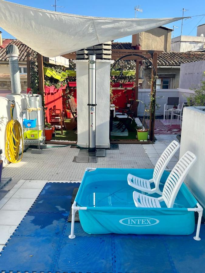 Habitación privada con Baño en un moderno y céntrico Atico en Ciutat Vella - Chambres d'hôtes Valence