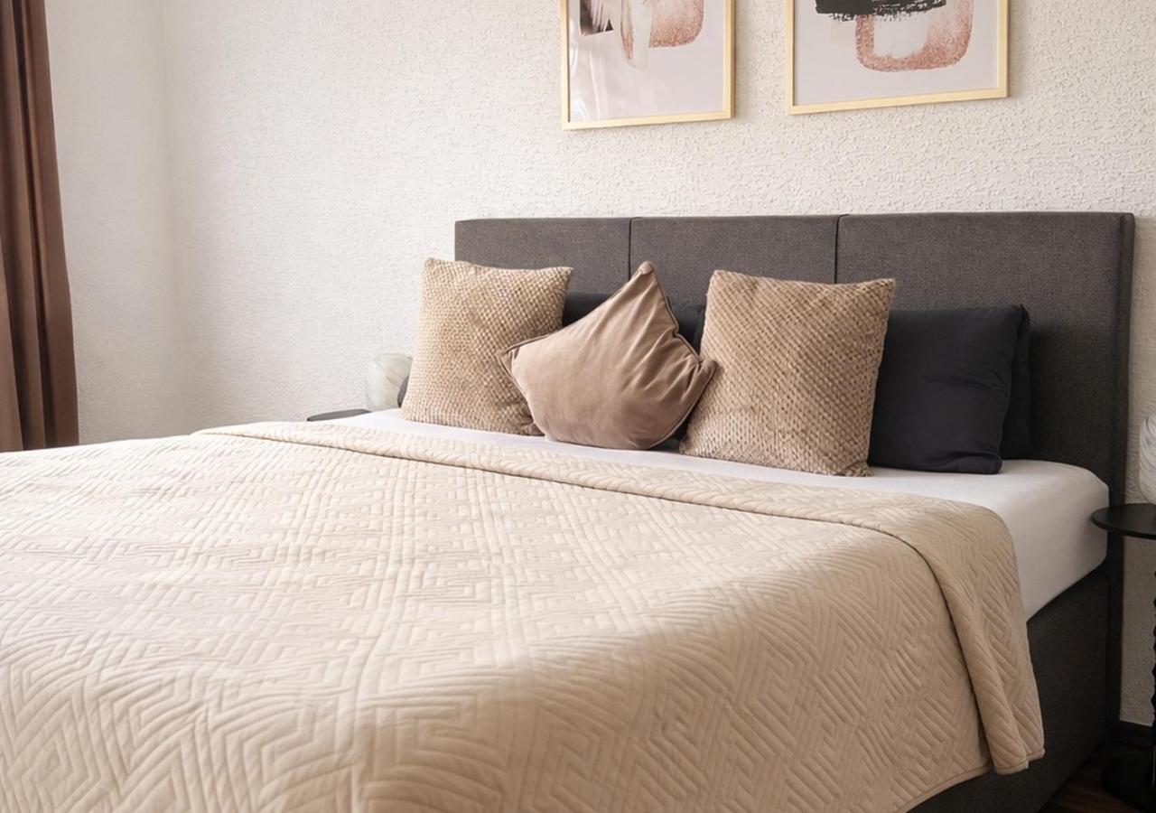 Stilvolle 3 Zi Wohnung 82 qm Stuttgart Bad Cannstatt - Ferienwohnung Stuttgart