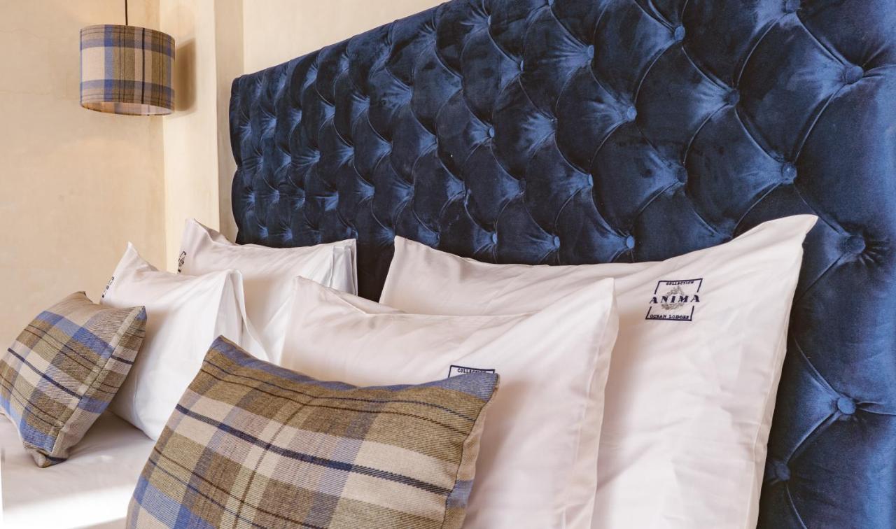 Suite met Queensize Bed en Uitzicht op Zee