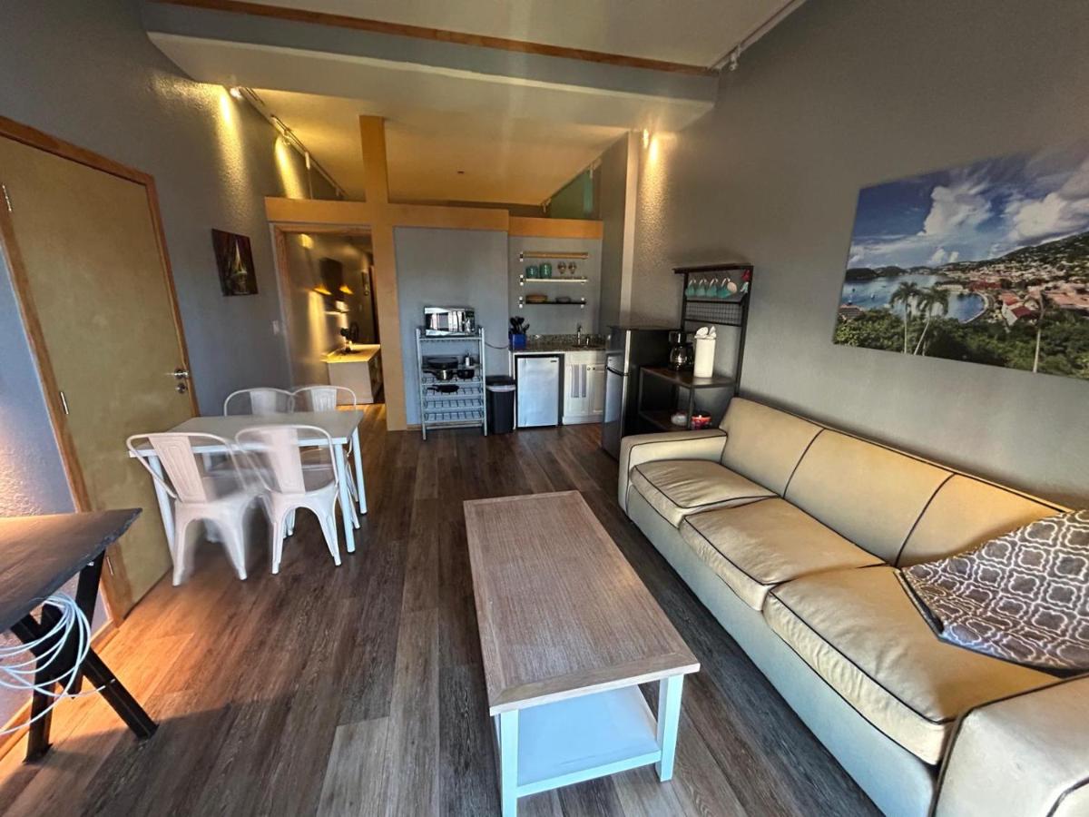 European Dream A 2 bedroom apartment - Chambres d'hôtes Palm Coast