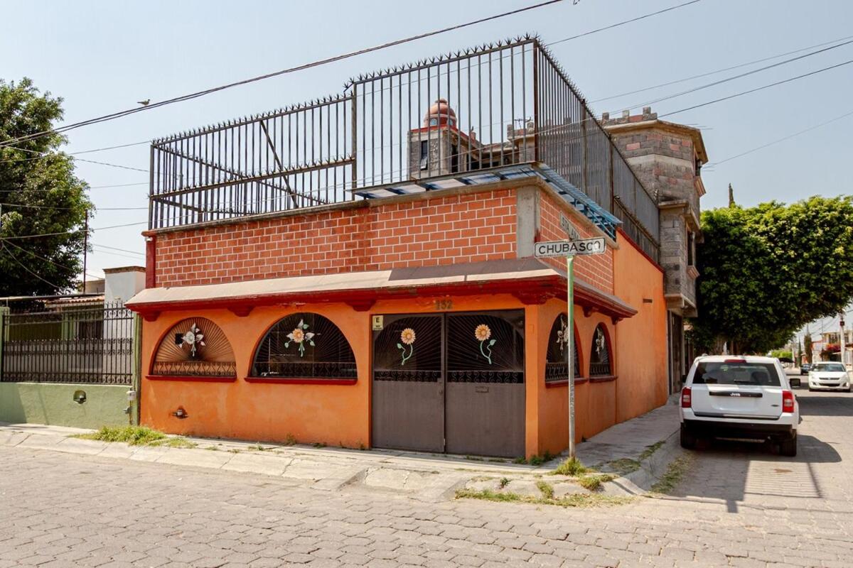 Equipped house in Santa Monica 2nd Section, Qro - Chambres d’hôtes Adjuntas