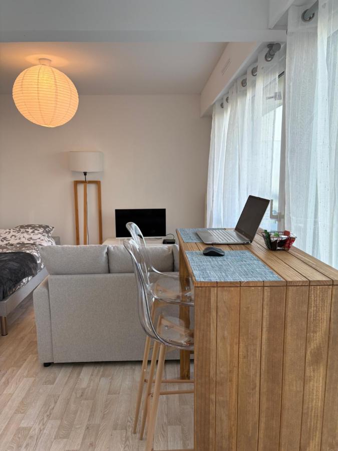 BIZY Appartement - Bed and Breakfast Vernon