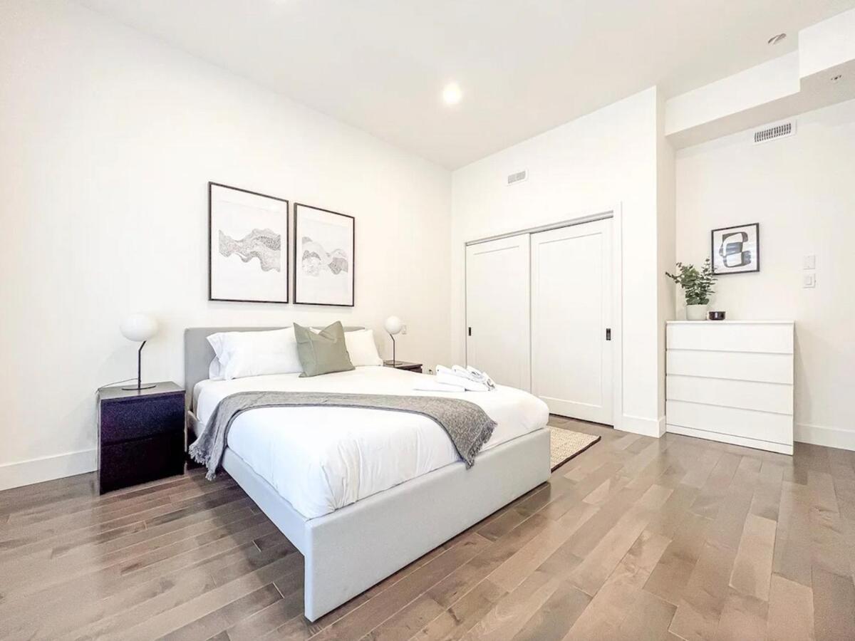 Magnificent Old-Meet 3BR - Downtown Montreal - B&B Montreal