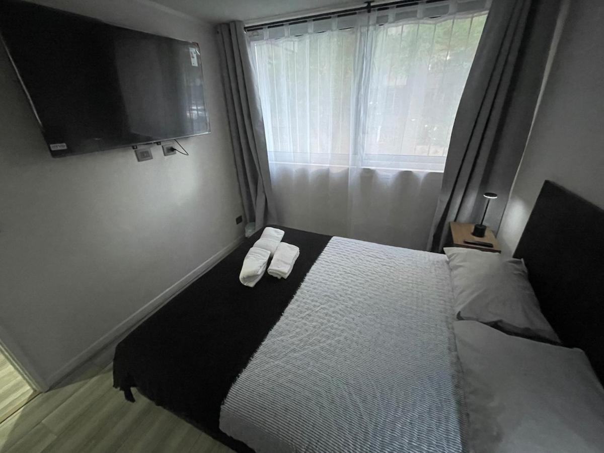 Departamento cerca Movistar Arenas 2 - B&B Santiago del Cile