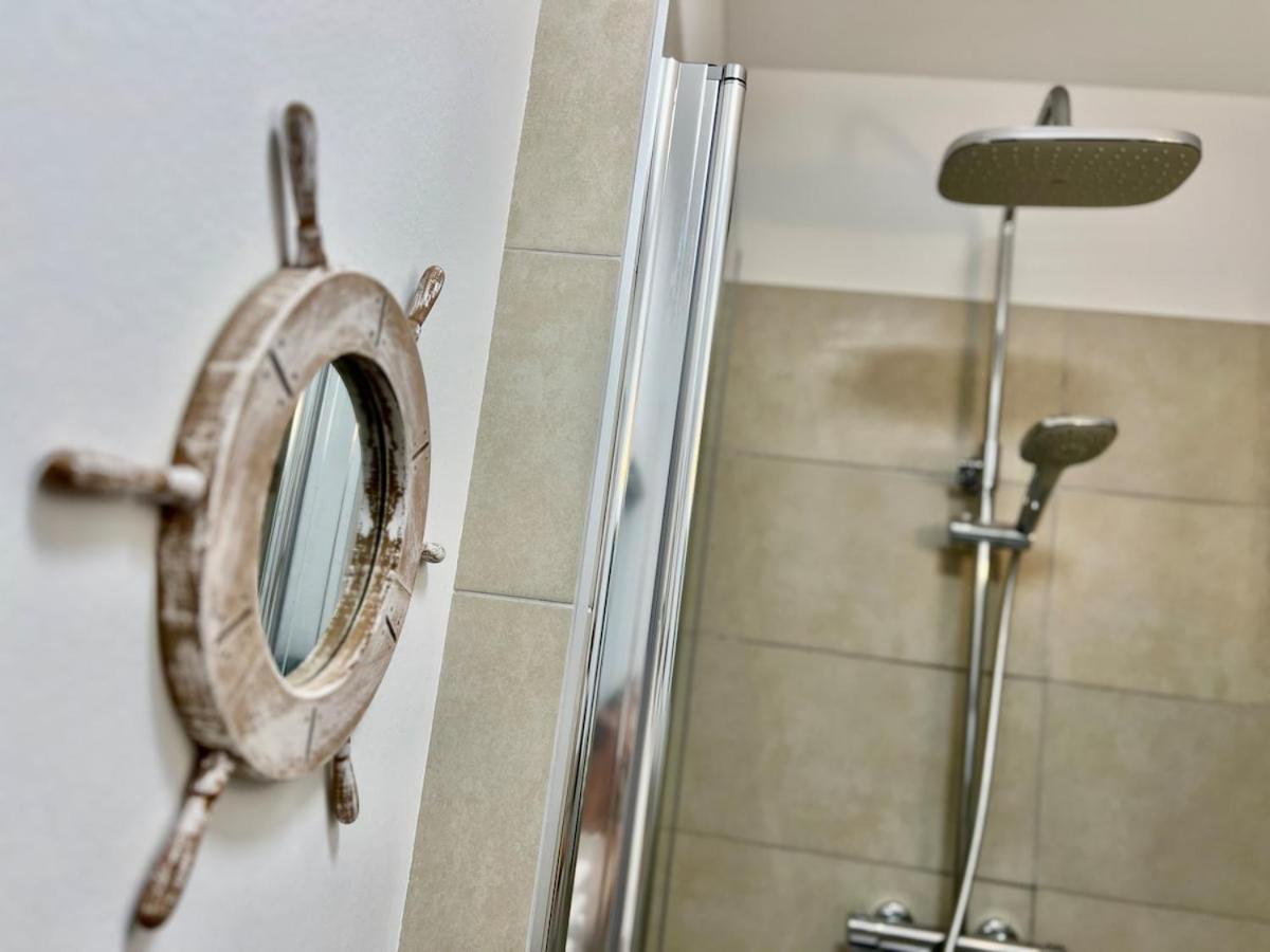 Schöne 1 Zimmer Ferienwohnung direkt am Fleth - B&B Jork