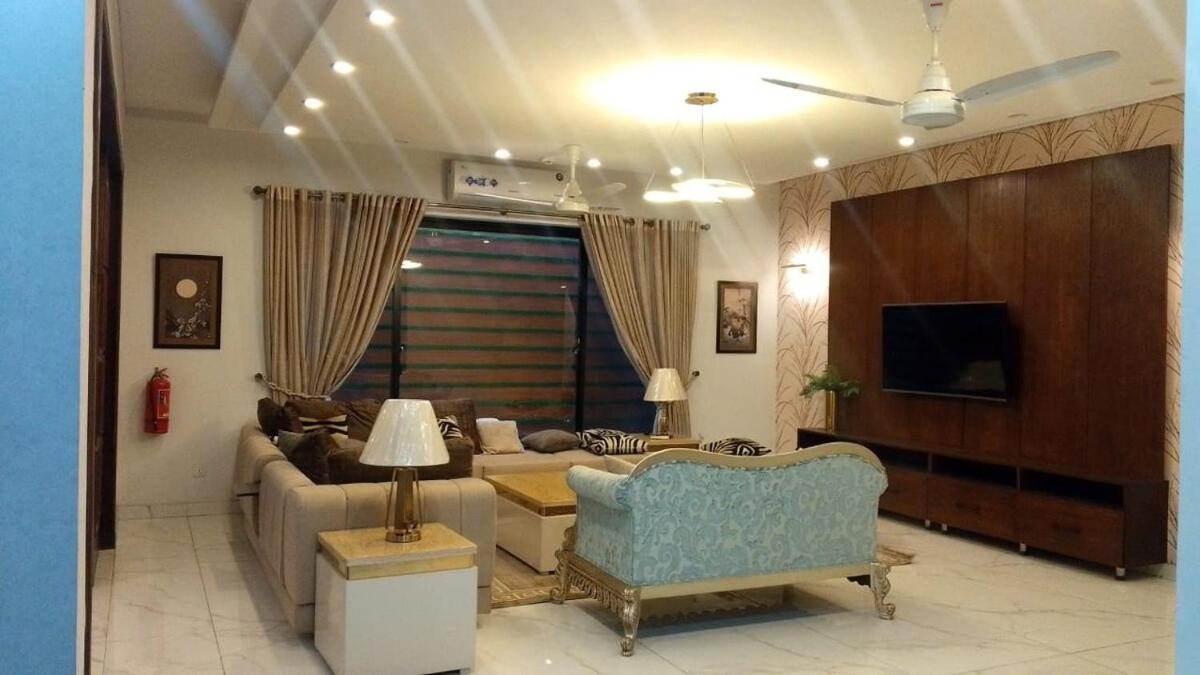 I Kanal Ultra Luxurious House With Private Cinema In DHA Phase 6 - B&B Lahore