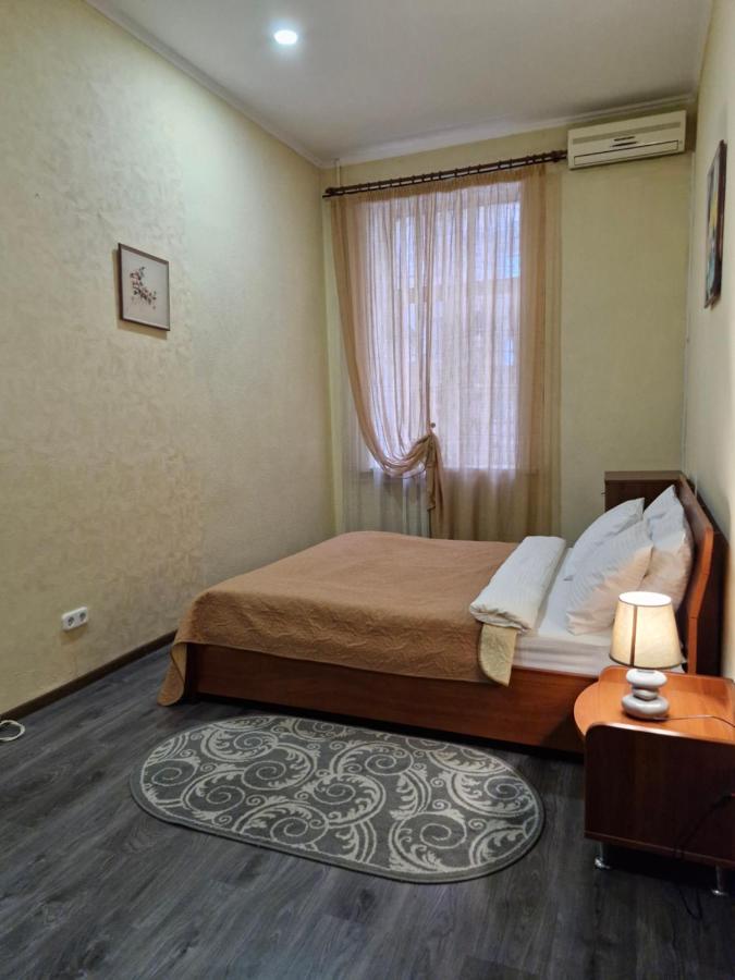 2х кім квартира в центрі міста - B&B Kyiv