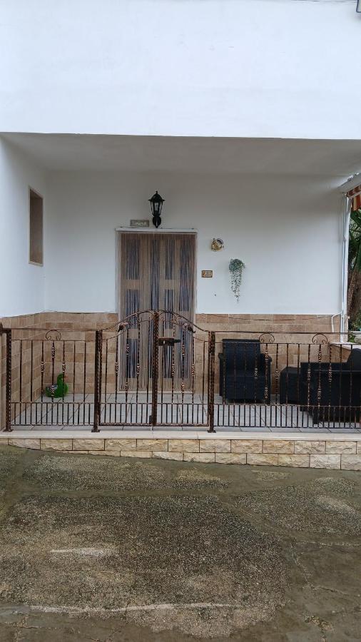 La Casa Del Nonno - B&B Ischitella