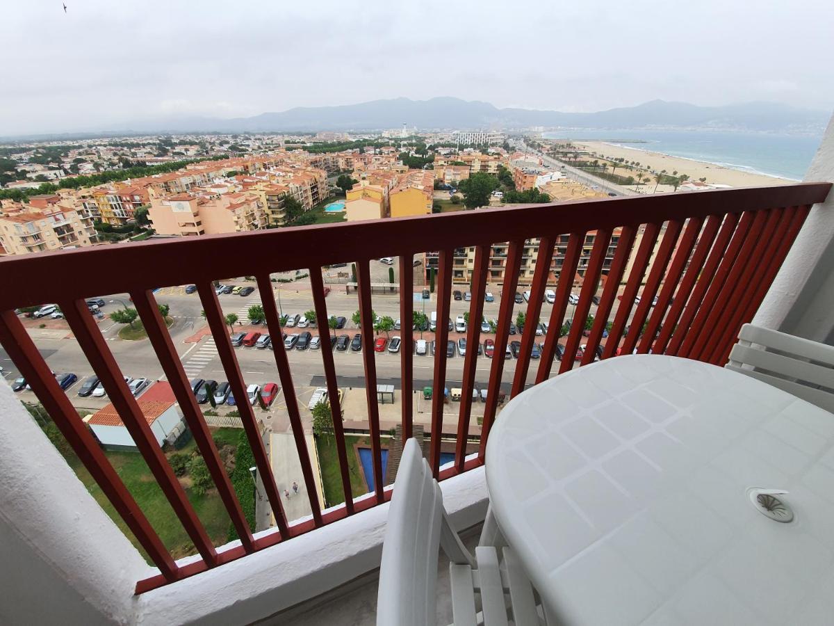 APARTAMENTO ALBATROS BEACH-3 - B&B Empuriabrava