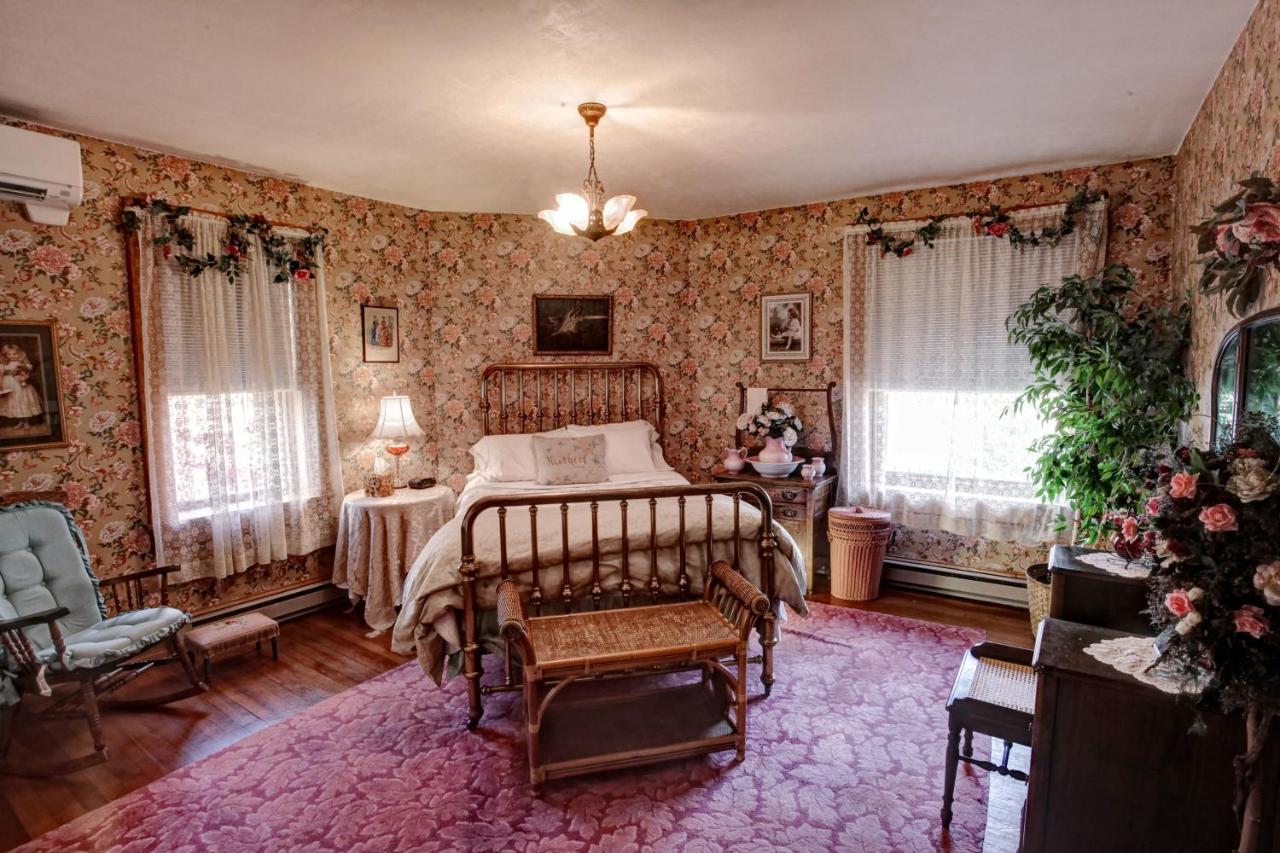 Maid's Quarters