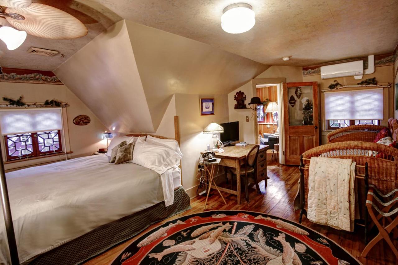 Governor Suite