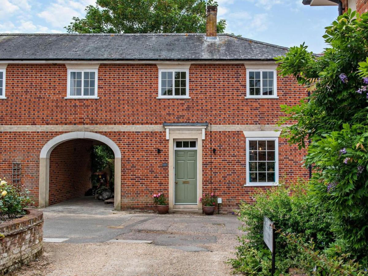 3 Bed in Colchester oc-94016 - Ferienwohnung Dedham