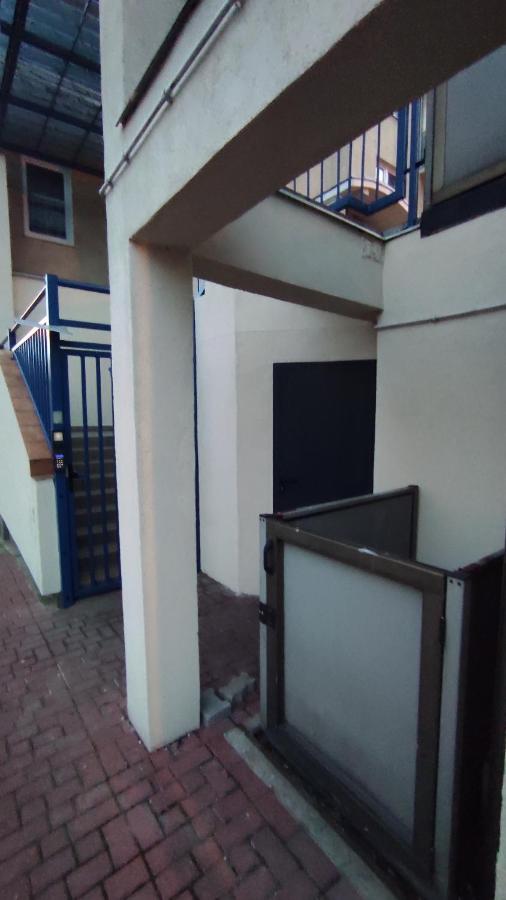 Mieszkanie blisko centrum Kalisza z garażem - B&B Kalisz