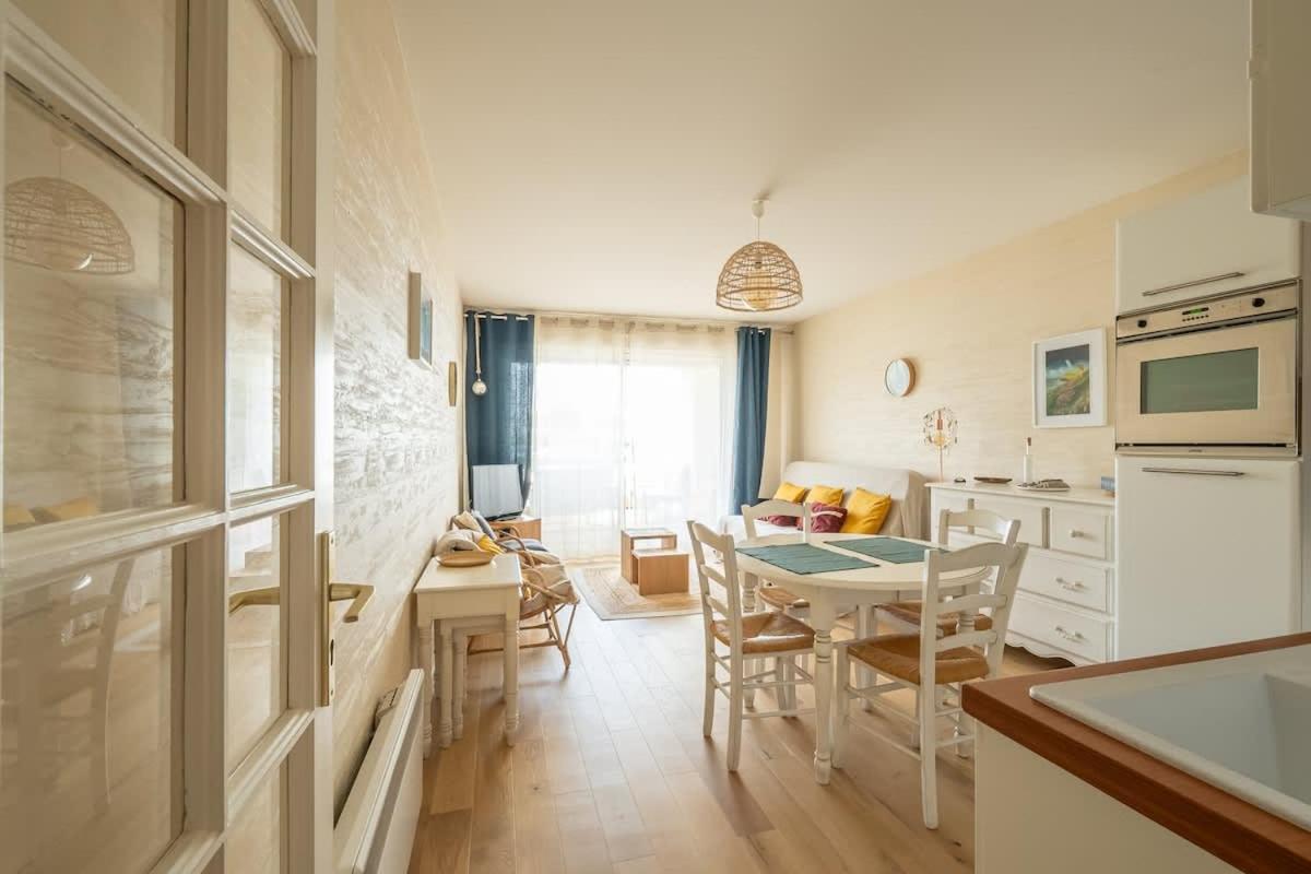 Agréable appartement et terrasse à 2 pas de la mer - B&B Wimereux