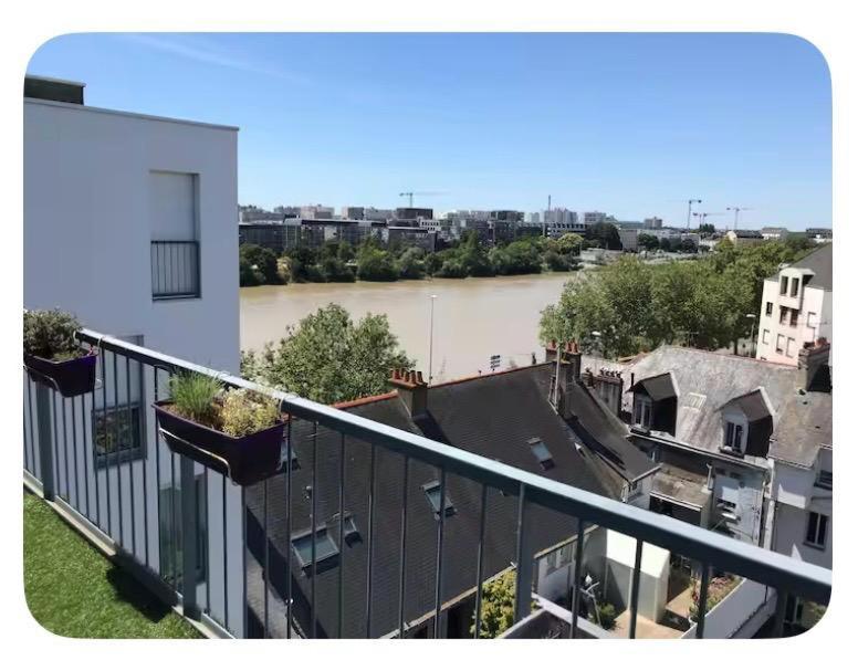 Chambre privée à deux pas de la Cité des Congrès ! - B&B Nantes