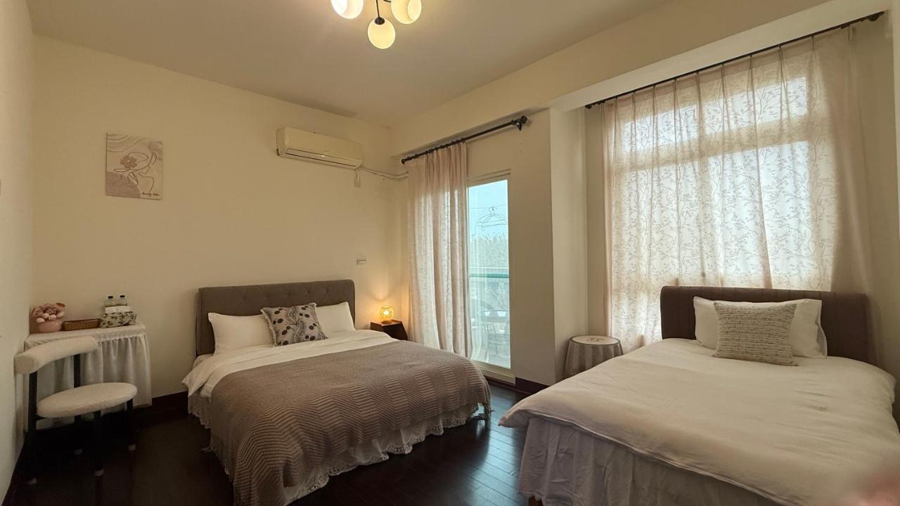 Camera Tripla Deluxe 